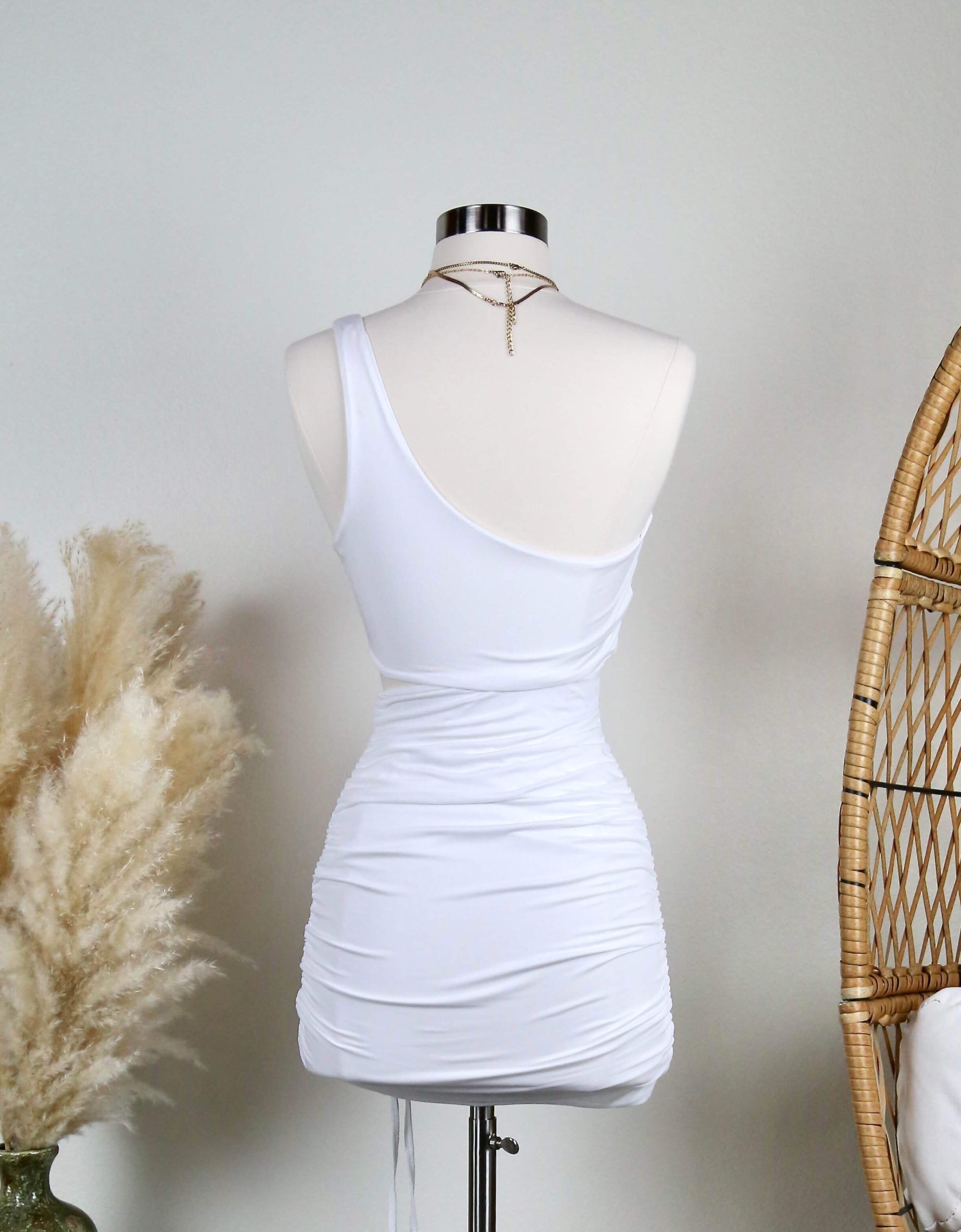 SeamlessOneShoulderRuchedMiniDressinWHITE4-scaled-1.jpg